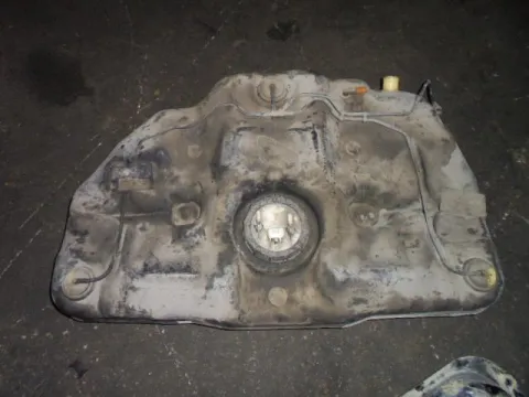 Δεξαμενή Καυσίμου (Ρεζερβουάρ) για NISSAN ALMERA (2000 - 2002) (N16) , (2002 - 2006) (N16) *Δ* Δεξαμενή Καυσίμου (Ρεζερβουάρ) για NISSAN ALMERA (2000 - 2002) (N16) , (2002 - 2006) (N16) *Δ*