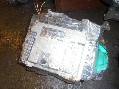 Εγκέφαλος Imobilizer 0281012529 για PEUGEOT 207 (2006 - 2009) (WA_) (WC_) -  Εγκέφαλος Imobilizer 0281012529 για PEUGEOT 207 (2006 - 2009) (WA_) (WC_) -