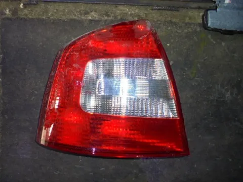 Φανάρι Πίσω Αριστερό για SKODA OCTAVIA (2008 - 2013) 5 (1Z3 5) Hatchback - 5dr ΙΜΙΤΑΣΙΟΝ
