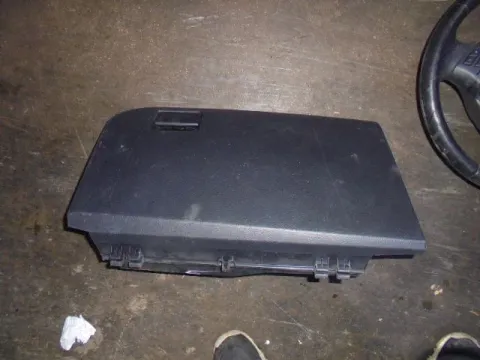 Ντουλαπάκι για TOYOTA COROLLA (2013 - 2016) *Γ*