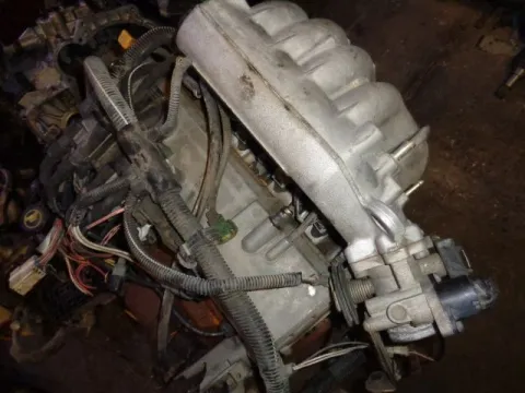 Κινητήρας Κορμός - Καπάκι για RENAULT MEGANE (1999 - 2002) (LA) (DA) (EA) (KA) (1600 (K4M700-701-708) Petrol 107 16V Κινητήρας Κορμός - Καπάκι για RENAULT MEGANE (1999 - 2002) (LA) (DA) (EA) (KA) (1600 (K4M700-701-708) Petrol 107 16V