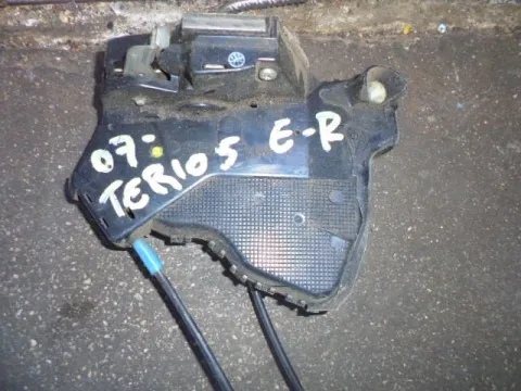 Ηλεκτρομαγνητική Κλειδαριά Εμπρός Δεξιά 2pin για DAIHATSU TERIOS (2006 - 2009) (J200) Ηλεκτρομαγνητική Κλειδαριά Εμπρός Δεξιά 2pin για DAIHATSU TERIOS (2006 - 2009) (J200)