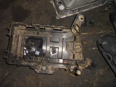 Βάση Μπαταρίας για SKODA OCTAVIA (2008 - 2013) 5 (1Z3-5) *Δ* Βάση Μπαταρίας για SKODA OCTAVIA (2008 - 2013) 5 (1Z3-5) *Δ*