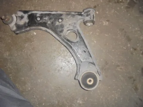 Ψαλίδι Εμπρός Αριστερό για OPEL CORSA (2006 - 2011) D