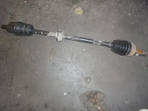 Ημιαξόνιο Εμπρός Αριστερό για MITSUBISHI LANCER (1989 - 1992) (C6) Ημιαξόνιο Εμπρός Αριστερό για MITSUBISHI LANCER (1989 - 1992) (C6)
