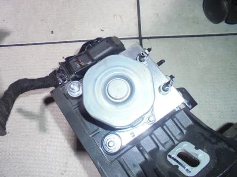 Μονάδα ABS 39084530 για OPEL CORSA (2014 - ) E Μονάδα ABS 39084530 για OPEL CORSA (2014 - ) E
