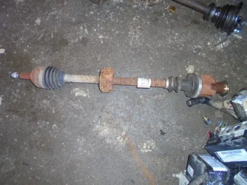 Ημιαξόνιο Εμπρός Δεξί για RENAULT TWINGO (2007 - 2012) (CN0) 1200 (D4F772) Petrol 76 16V Ημιαξόνιο Εμπρός Δεξί για RENAULT TWINGO (2007 - 2012) (CN0) 1200 (D4F772) Petrol 76 16V