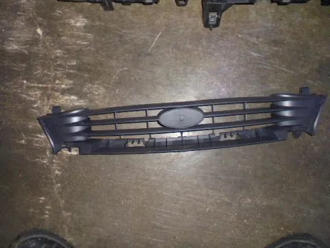 Μάσκα Ιμιτασιον για FORD FIESTA (1999 - 2002) Mk4b Μάσκα Ιμιτασιον για FORD FIESTA (1999 - 2002) Mk4b
