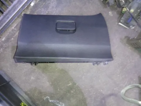 Ντουλαπάκι για NISSAN MICRA (2011 - 2013) (K13) , (2013 - 2017) (K13) Ντουλαπάκι για NISSAN MICRA (2011 - 2013) (K13) , (2013 - 2017) (K13)