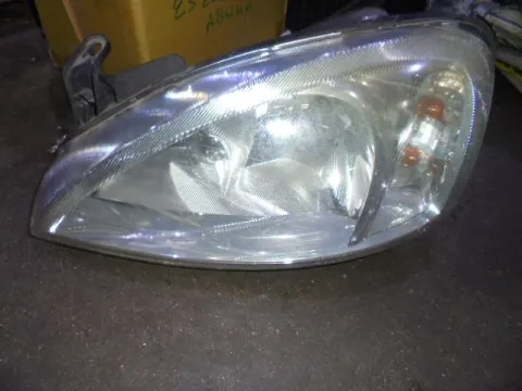 Φανάρι Εμπρός Αριστερό για OPEL CORSA (2004 - 2006) C Φανάρι Εμπρός Αριστερό για OPEL CORSA (2004 - 2006) C