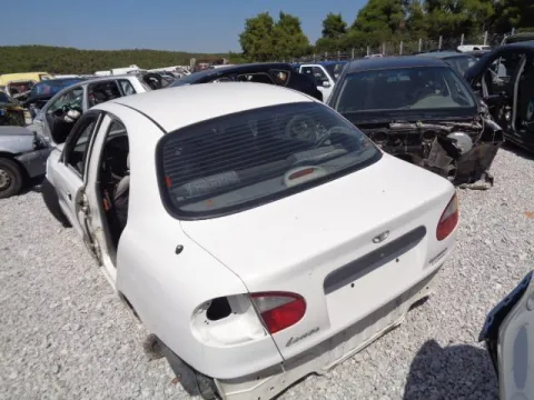Τροπέτο Αμάξι Χ. Μηχανή Χ. Σασμάν Με Άξονα Πίσω Ταμπούρα και Ζαντολάστιχα 175/70/13 για CHEVROLET - DAEWOO LANOS (1997 - 2000) (T100) Sedan - 4dr *ΔΒ* -  Τροπέτο Αμάξι Χ. Μηχανή Χ. Σασμάν Με Άξονα Πίσω Ταμπούρα και Ζαντολάστιχα 175/70/13 για CHEVROLET - DAEWOO LANOS (1997 - 2000) (T100) Sedan - 4dr *ΔΒ* -