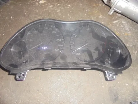 Κοντέρ για TOYOTA AVENSIS (2003 - 2006) (T250) Κοντέρ για TOYOTA AVENSIS (2003 - 2006) (T250)