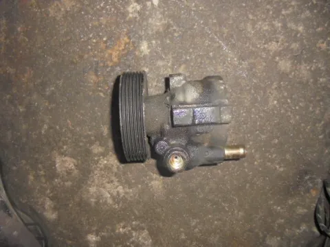 Αντλία Υδραυλικού Τιμονιού Μεταχειρισμένος για RENAULT MASTER (1998 - 2003) (FD) 2200 (G9T720-722-750) Diesel 90 dCi