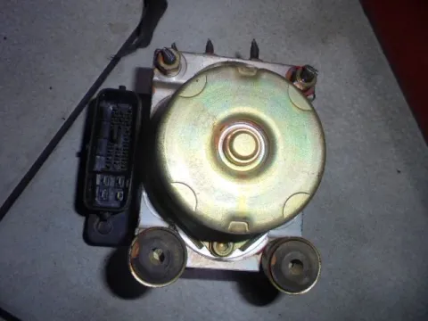Μονάδα ABS 3706D1159 για SUZUKI GRAND VITARA (2001 - 2003) (JA) XL-7 , (2002 - 2005) (SQ) Μονάδα ABS 3706D1159 για SUZUKI GRAND VITARA (2001 - 2003) (JA) XL-7 , (2002 - 2005) (SQ)