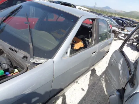 Τροπέτο Αμάξι κομπλέ Δεν Έχει Μηχανή Και Σασμάν για BMW 3 Series (1990 - 1995) (E36) (E36) Sedan - 4dr *Δ* -  Τροπέτο Αμάξι κομπλέ Δεν Έχει Μηχανή Και Σασμάν για BMW 3 Series (1990 - 1995) (E36) (E36) Sedan - 4dr *Δ* -