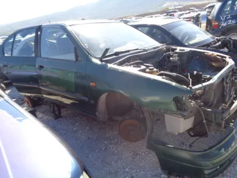 Τροπέτο Αμάξι κομπλέ Χωρίς Σασμάν-Κινητήρας, Σπασμένος Δεξιός Καθρέπτης για NISSAN PRIMERA (1996 - 1999) (P11) Sedan - 4dr **Δ** - 