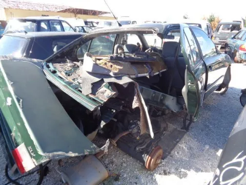 Τροπέτο Αμάξι κομπλέ Χωρίς Σασμάν-Κινητήρας, Σπασμένος Δεξιός Καθρέπτης για NISSAN PRIMERA (1996 - 1999) (P11) Sedan - 4dr **Δ** - 