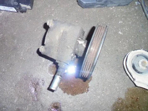 Αντλία Υδραυλικού Τιμονιού για NISSAN ALMERA (2000 - 2002) (N16) Αντλία Υδραυλικού Τιμονιού για NISSAN ALMERA (2000 - 2002) (N16)