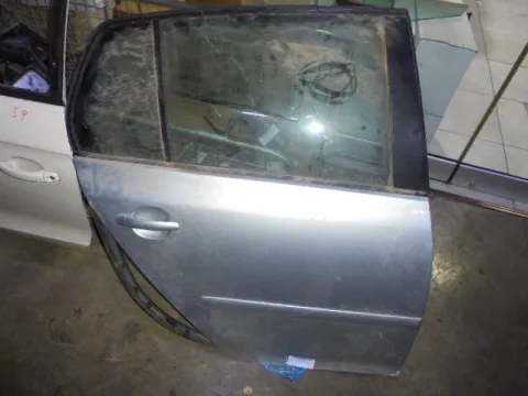 Πόρτα Πίσω Δεξιά για VW GOLF (2004 - 2008) Mk5 (1K1) *Ε* Πόρτα Πίσω Δεξιά για VW GOLF (2004 - 2008) Mk5 (1K1) *Ε*