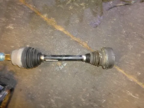 Ημιαξόνιο Εμπρός Αριστερό για SKODA FABIA (2011 - 2014) ( ) Ημιαξόνιο Εμπρός Αριστερό για SKODA FABIA (2011 - 2014) ( )