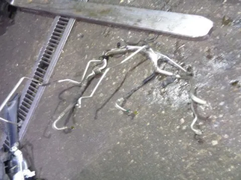 Σωλήνας A-C για PEUGEOT 207 (2006 - 2009) (WA_) (WC_) *Δ* Σωλήνας A-C για PEUGEOT 207 (2006 - 2009) (WA_) (WC_) *Δ*