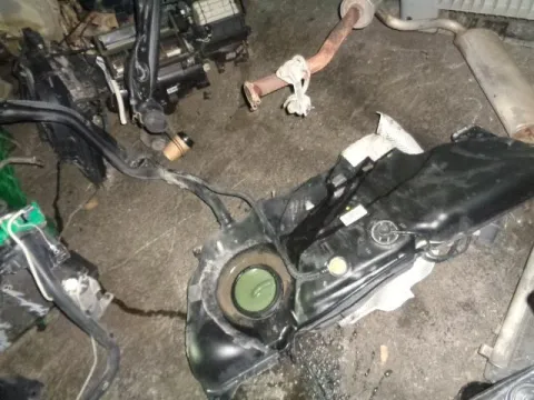 Δεξαμενή Καυσίμου (Ρεζερβουάρ) για CITROEN C4 (2012- ) ( ) *Δ* Δεξαμενή Καυσίμου (Ρεζερβουάρ) για CITROEN C4 (2012- ) ( ) *Δ*