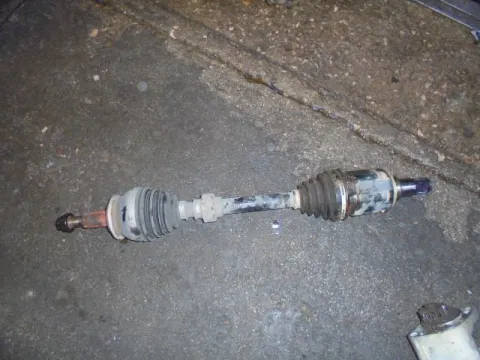 Ημιαξόνιο Εμπρός Αριστερό για TOYOTA RAV-4 (2006 - 2009) (XA30) Ημιαξόνιο Εμπρός Αριστερό για TOYOTA RAV-4 (2006 - 2009) (XA30)