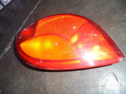 Φανάρι Πίσω Αριστερό (ΕΛΑΤΩΜΑΤΙΚΟ) για FORD KA (1997 - 2008) (RB) Φανάρι Πίσω Αριστερό (ΕΛΑΤΩΜΑΤΙΚΟ) για FORD KA (1997 - 2008) (RB)