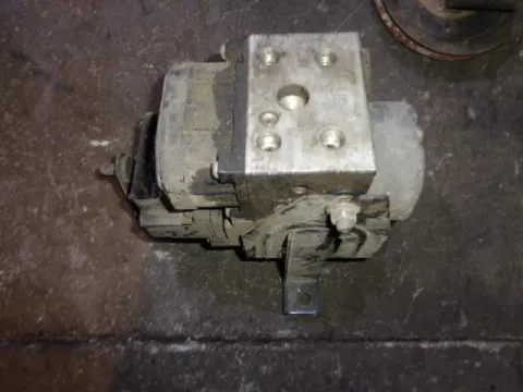 Μονάδα ABS N068437A0 για MAZDA MX5 (1999 - 2005) (NB) Μονάδα ABS N068437A0 για MAZDA MX5 (1999 - 2005) (NB)