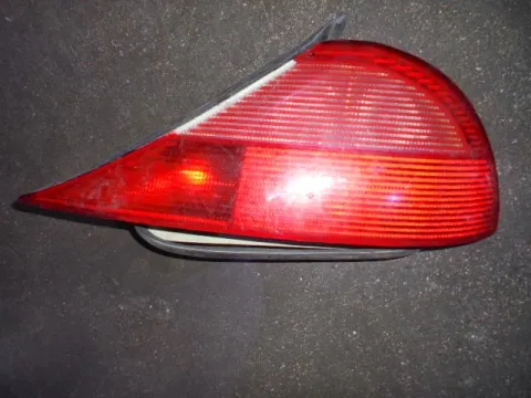 Φανάρι Πίσω Δεξί (ΕΛΑΤΩΜΑΤΙΚΟ) για LANCIA Y (1996 - 2000) (840A)