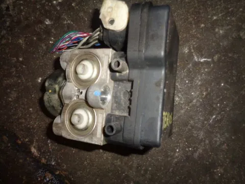Μονάδα ABS 44510B4020 για DAIHATSU TERIOS (2006 - 2009) (J200) Μονάδα ABS 44510B4020 για DAIHATSU TERIOS (2006 - 2009) (J200)