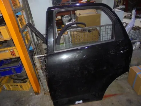 Πόρτα Πίσω Αριστερή για DAIHATSU TERIOS (2006 - 2009) (J200) Πόρτα Πίσω Αριστερή για DAIHATSU TERIOS (2006 - 2009) (J200)