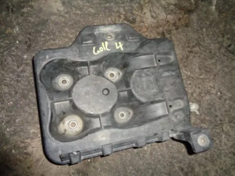 Βάση Μπαταρίας για VW GOLF (1998 - 2004) Mk4 (1J1) *Δ* Βάση Μπαταρίας για VW GOLF (1998 - 2004) Mk4 (1J1) *Δ*