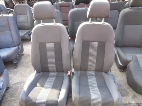 Καθίσματα Σετ Εμπρός Με Αερόσακους για VW GOLF (2004 - 2008) Mk5 (1K1) *Α* Καθίσματα Σετ Εμπρός Με Αερόσακους για VW GOLF (2004 - 2008) Mk5 (1K1) *Α*