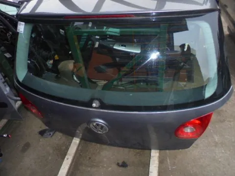 Πορτ-Μπαγκάζ για VW GOLF (2004 - 2008) Mk5 (1K1) Πορτ-Μπαγκάζ για VW GOLF (2004 - 2008) Mk5 (1K1)
