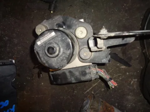 Μονάδα ABS ZM51-ZM110-EC για FORD FOCUS (2002 - 2004) Mk1b Μονάδα ABS ZM51-ZM110-EC για FORD FOCUS (2002 - 2004) Mk1b