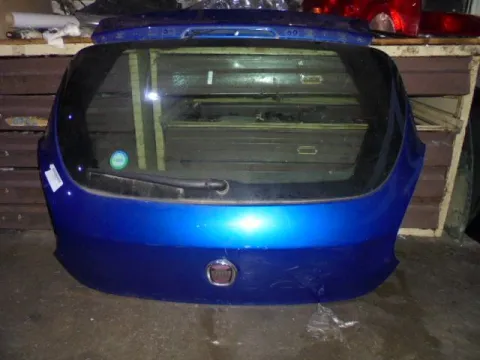 Πορτ-Μπαγκάζ (ΛΙΓΟ ΧΤΥΠΗΜΕΝΗ) για FIAT BRAVO (2007 - 2011) Πορτ-Μπαγκάζ (ΛΙΓΟ ΧΤΥΠΗΜΕΝΗ) για FIAT BRAVO (2007 - 2011)