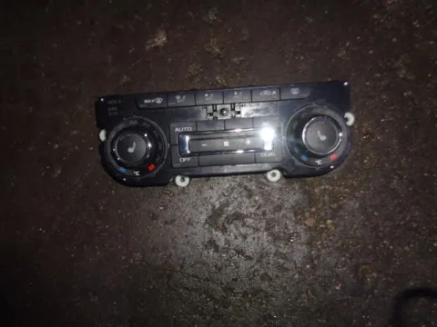 Χειριστήρια Καλοριφέρ 5HB009749 για SKODA OCTAVIA (2008 - 2013) 5 (1Z3-5) Χειριστήρια Καλοριφέρ 5HB009749 για SKODA OCTAVIA (2008 - 2013) 5 (1Z3-5)
