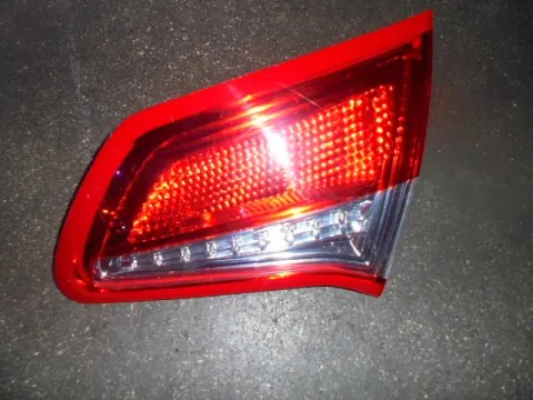 Φανάρι Πίσω Δεξί Καπού για CITROEN C4 (2012- 2015) 