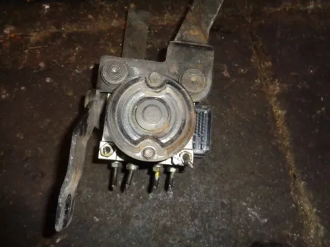 Μονάδα ABS Κωδικός 58920-2C000 για HYUNDAI MATRIX (2001 - 2006) (FC) 1600 G4ED-G petrol 103 Μονάδα ABS Κωδικός 58920-2C000 για HYUNDAI MATRIX (2001 - 2006) (FC) 1600 G4ED-G petrol 103