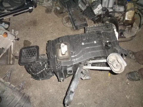 Ψύκτης (Εβαπορέτα) με Μοτέρ Καλοριφέρ για VW TRANSPORTER (2003 - 2009) (7H) (T5) *Α* Ψύκτης (Εβαπορέτα) με Μοτέρ Καλοριφέρ για VW TRANSPORTER (2003 - 2009) (7H) (T5) *Α*