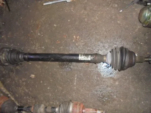Ημιαξόνιο Εμπρός Δεξί για VW GOLF (1998 - 2004) Mk4 (1J1) 1900 (ASZ) Diesel 130 TDI Ημιαξόνιο Εμπρός Δεξί για VW GOLF (1998 - 2004) Mk4 (1J1) 1900 (ASZ) Diesel 130 TDI