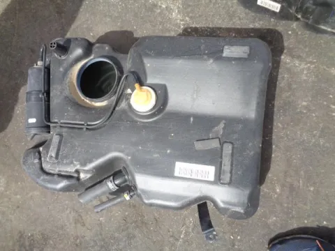 Δεξαμενή Καυσίμου (Ρεζερβουάρ) για FORD FOCUS (2002 - 2004) Mk1b *Δ* Δεξαμενή Καυσίμου (Ρεζερβουάρ) για FORD FOCUS (2002 - 2004) Mk1b *Δ*