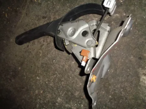 Καστάνια Χειροφρένου για TOYOTA YARIS (2015 - 2017) *Δ* Καστάνια Χειροφρένου για TOYOTA YARIS (2015 - 2017) *Δ*