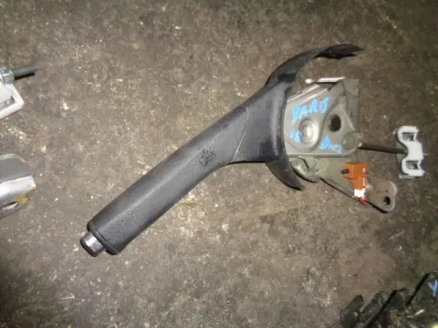 Καστάνια Χειροφρένου για TOYOTA YARIS (2015 - 2017) *Δ* Καστάνια Χειροφρένου για TOYOTA YARIS (2015 - 2017) *Δ*