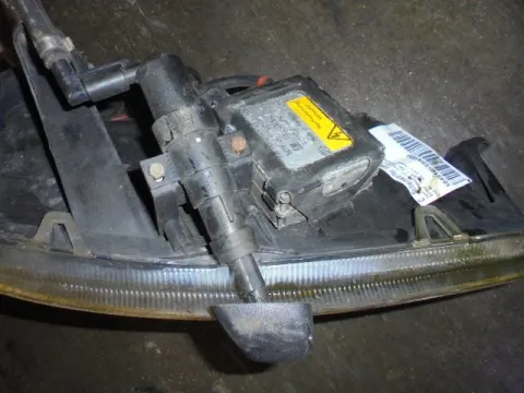 Φανάρι Εμπρός Αριστερό Xenon για OPEL OMEGA (2000 - 2003) Β -  Φανάρι Εμπρός Αριστερό Xenon για OPEL OMEGA (2000 - 2003) Β -