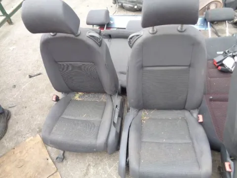 Καθίσματα Σετ Σαλόνι με Αερόσακους για VW GOLF (2004 - 2008) Mk5 (1K1) Hatchback - 3dr *Α* Καθίσματα Σετ Σαλόνι με Αερόσακους για VW GOLF (2004 - 2008) Mk5 (1K1) Hatchback - 3dr *Α*