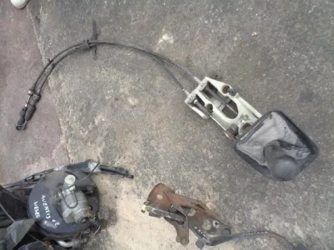 Μοχλός Ταχυτήτων για TOYOTA AVENSIS (2000 - 2003) (T220) 2000 (1CD-FTV) diesel 110 (CDT220) D-4D  *Δ* Μοχλός Ταχυτήτων για TOYOTA AVENSIS (2000 - 2003) (T220) 2000 (1CD-FTV) diesel 110 (CDT220) D-4D  *Δ*