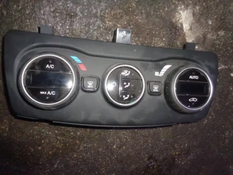 Χειριστήρια Καλοριφέρ για FIAT TIPO (2016 - ) Χειριστήρια Καλοριφέρ για FIAT TIPO (2016 - )