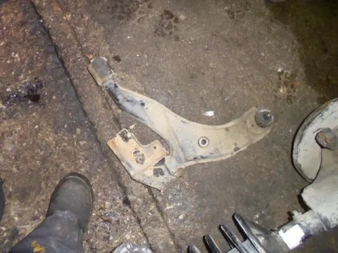 Ψαλίδι Εμπρός Δεξί για HYUNDAI ACCENT (1994 - 1997) (UA) (X3)   ΠΑΛΕΤΑ *1*     *223225* Ψαλίδι Εμπρός Δεξί για HYUNDAI ACCENT (1994 - 1997) (UA) (X3)   ΠΑΛΕΤΑ *1*     *223225*